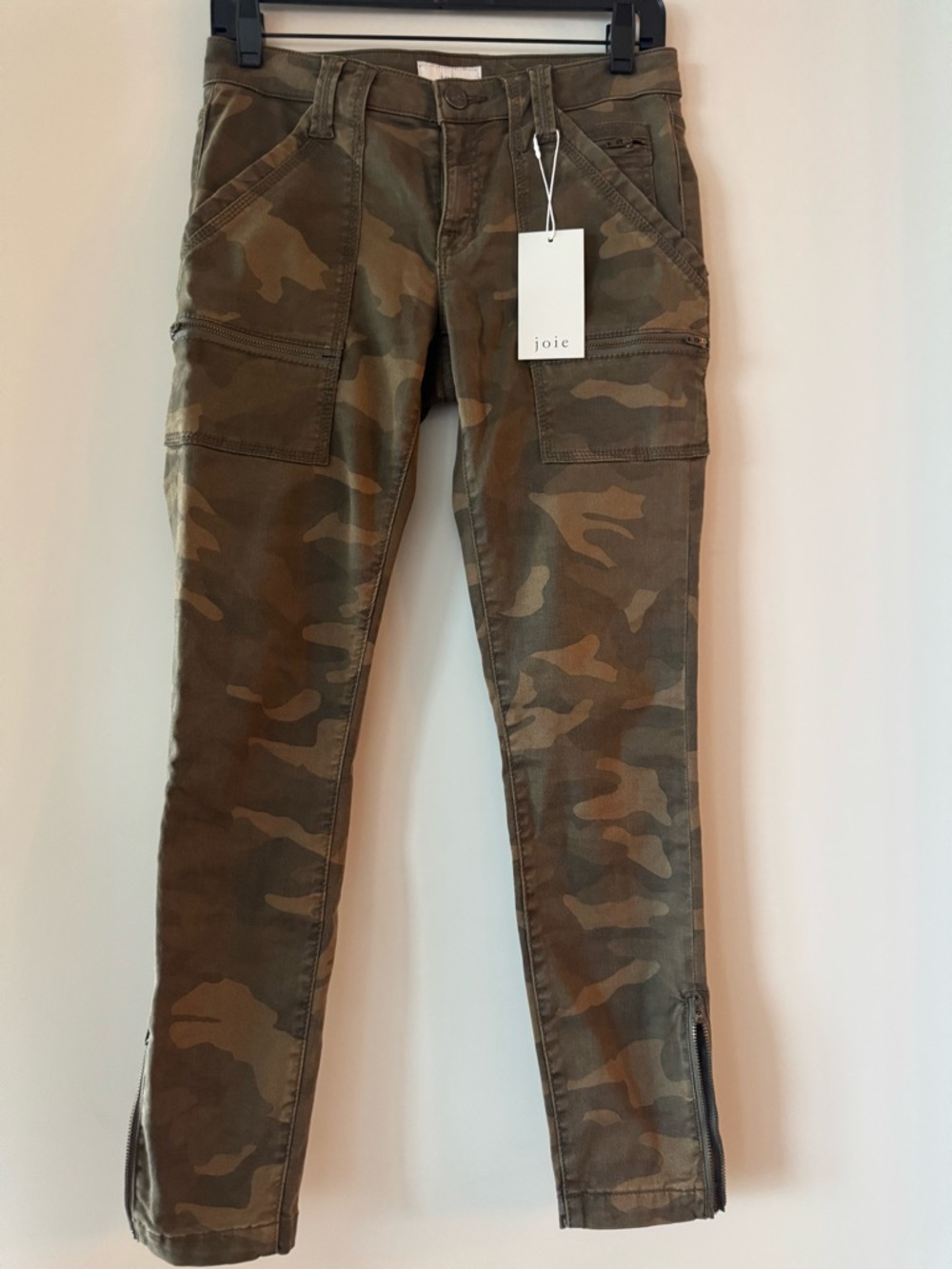 Joie Olive Camo Skinny Cargo Jeans